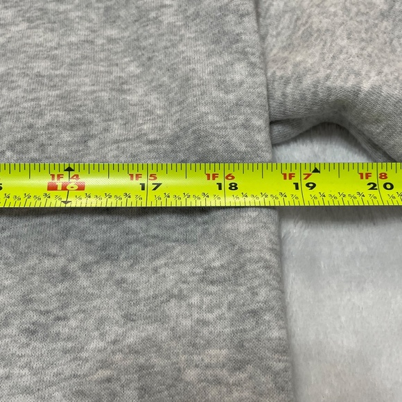 Disney Minnie Mouse Heather Gray Pullover Sweatshirt 3-D Women's Medium - Picture 8 of 12